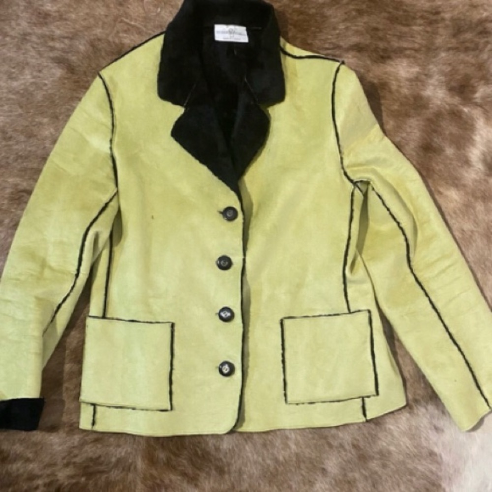 “ROBERT KITCHEN” CHARTREUSE SUEDE JACKET.  SIZE: S   
EUC